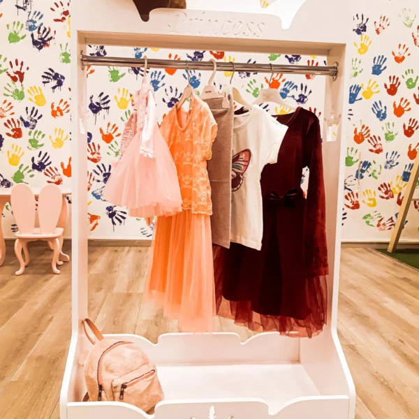 Garderoba alba small