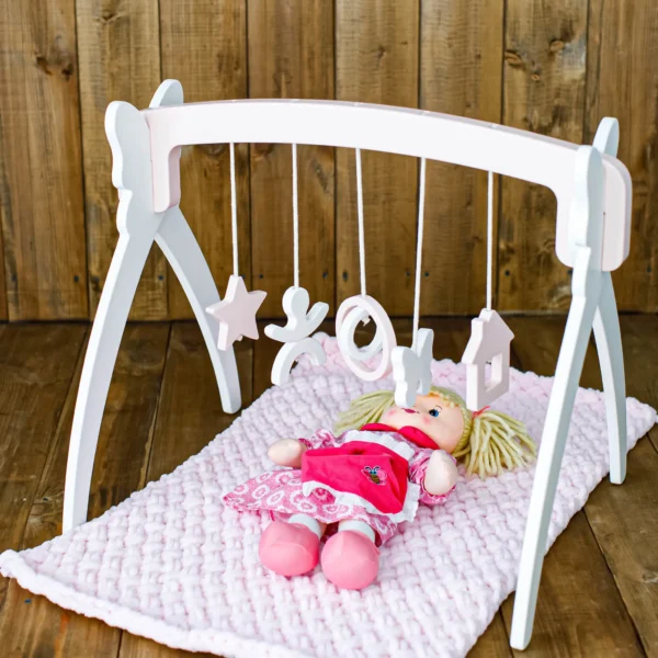 Teren pentru joaca roz doll