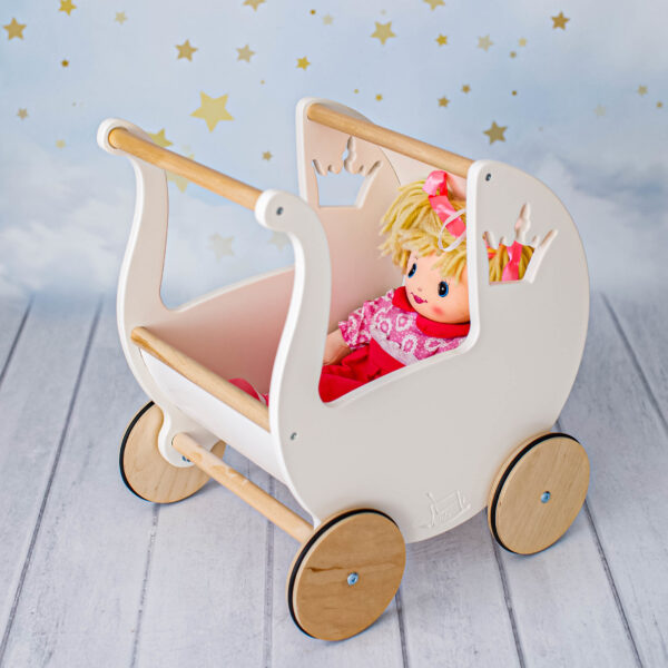 Cărucior pentru păpuși