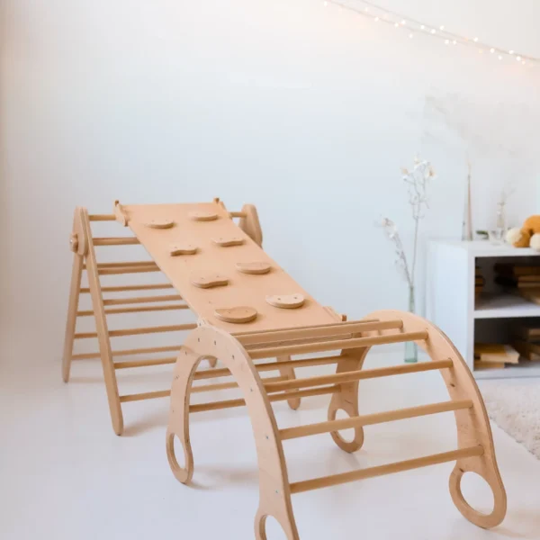 Triunghi Pikler cu Rampă și Balansoar