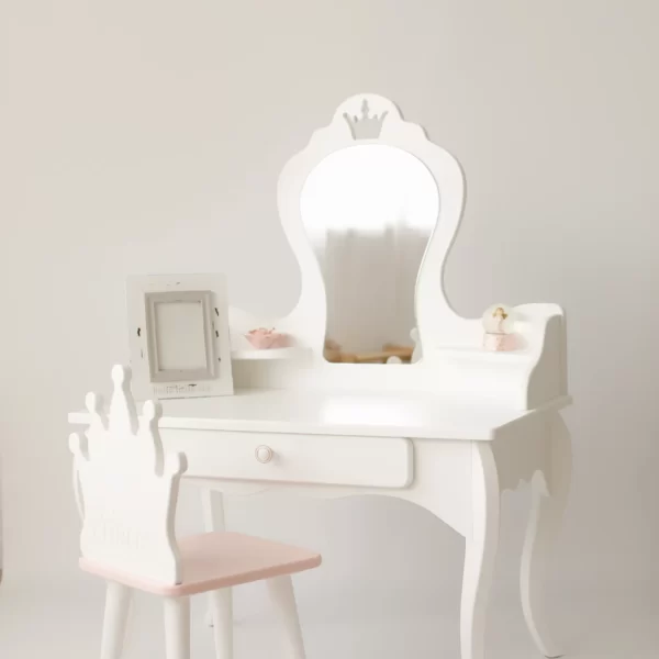 Masă de toaletă albă