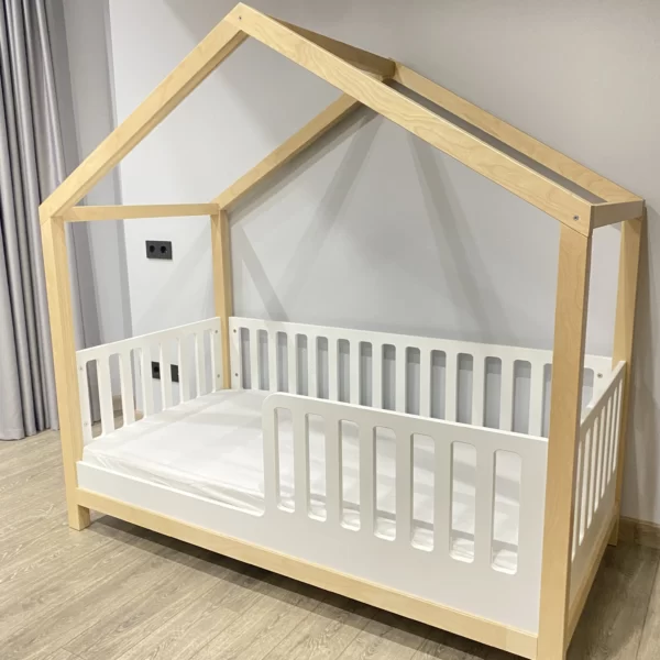 Pat Căsuță alb-lac pentru copii