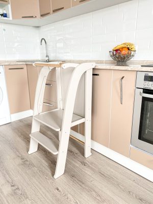 Turn ajutător pentru copii din lemn de fag, finisaj cappuccino cald